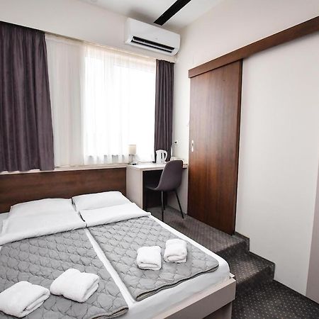 Atrijum Apartments And Rooms Kladovo Zewnętrze zdjęcie