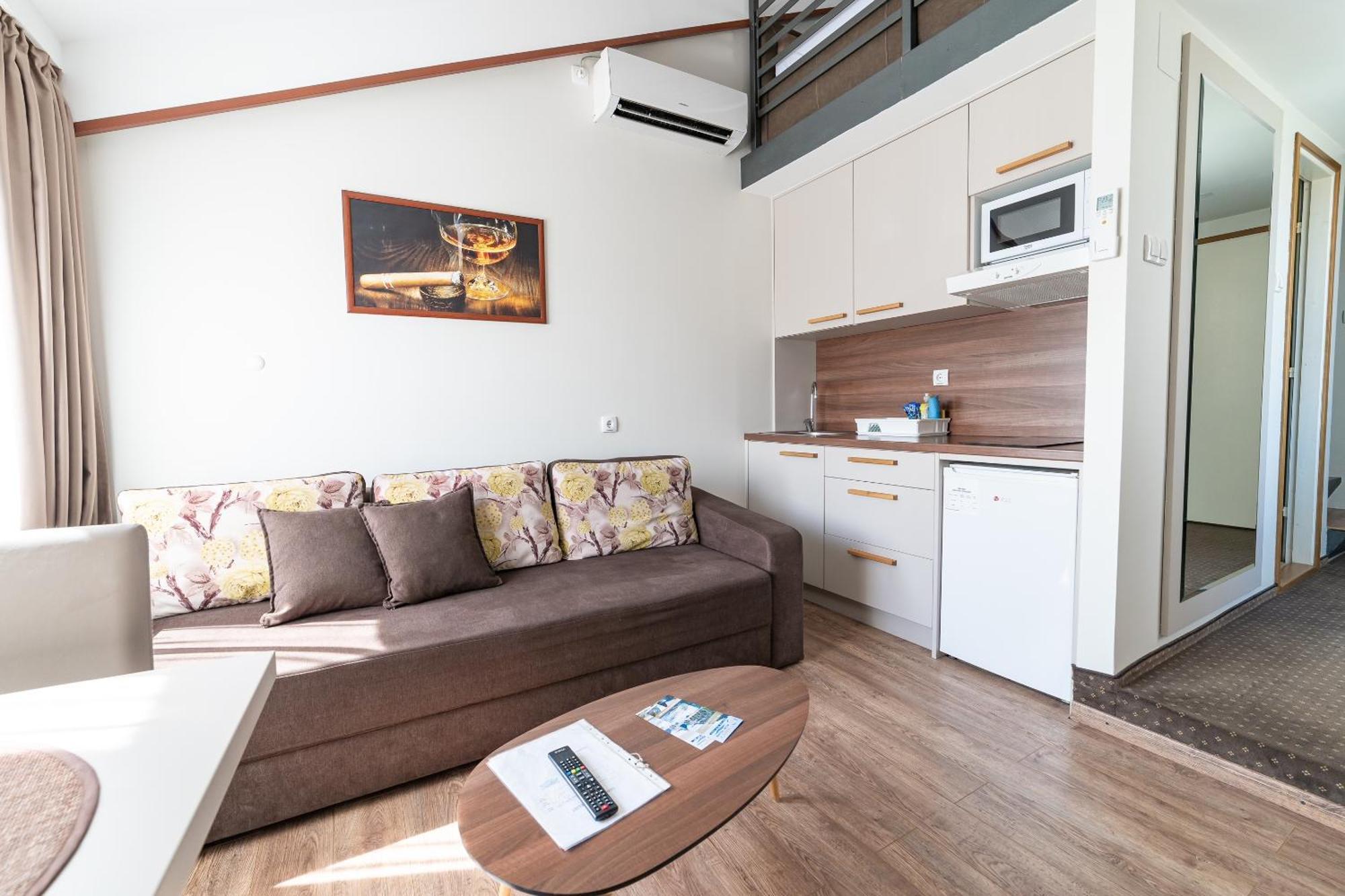 Atrijum Apartments And Rooms Kladovo Zewnętrze zdjęcie