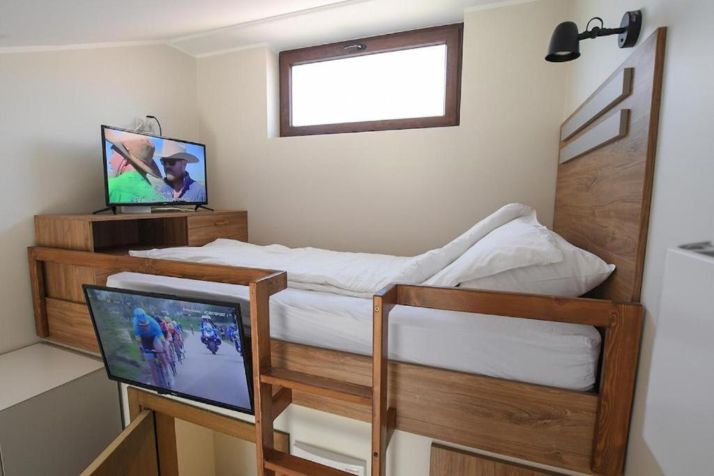 Atrijum Apartments And Rooms Kladovo Zewnętrze zdjęcie