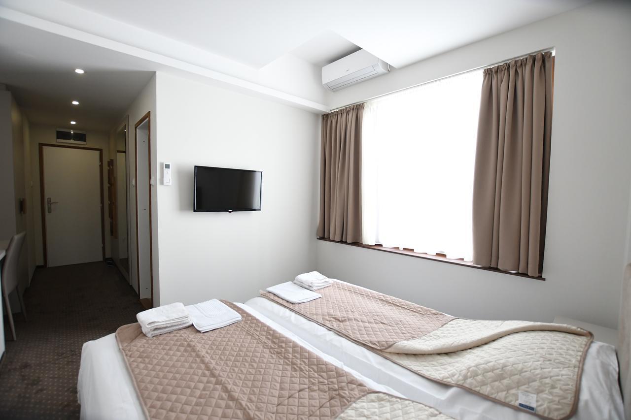 Atrijum Apartments And Rooms Kladovo Zewnętrze zdjęcie